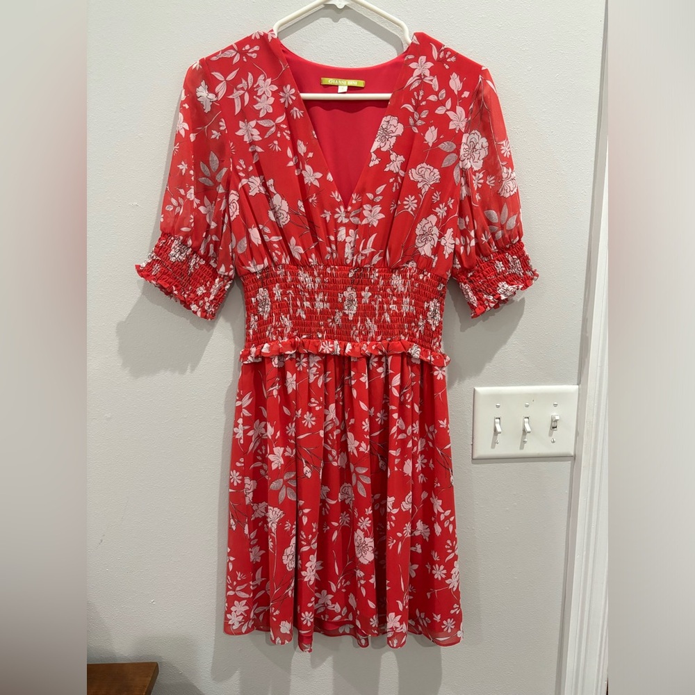 Women’s red patterned summer dress. Never worn! Great condition